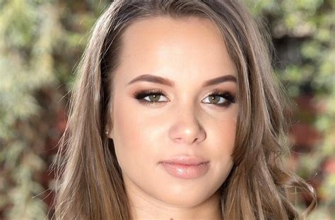 liza rowe social media|@lizaxrowe .